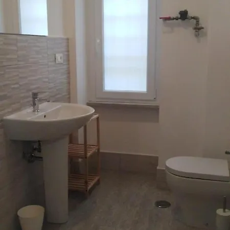 Apartment Charming - 5 Minutes From St Peter, Rom