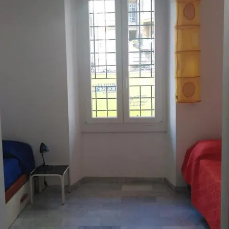 Apartment Charming - 5 Minutes From St Peter, Rom